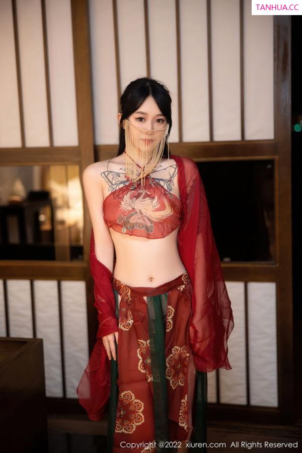小奶瓶呜呜  [XiuRen]高清写真图 2022.08.25 No.5527 奶瓶第3张图片
